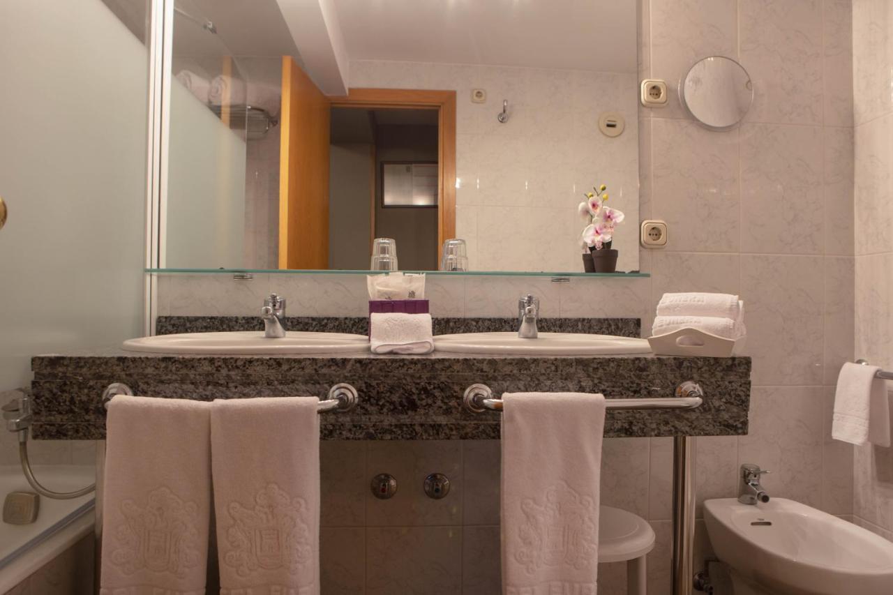 Yomo Eureka Hotel Andorra la Vella Bagian luar foto