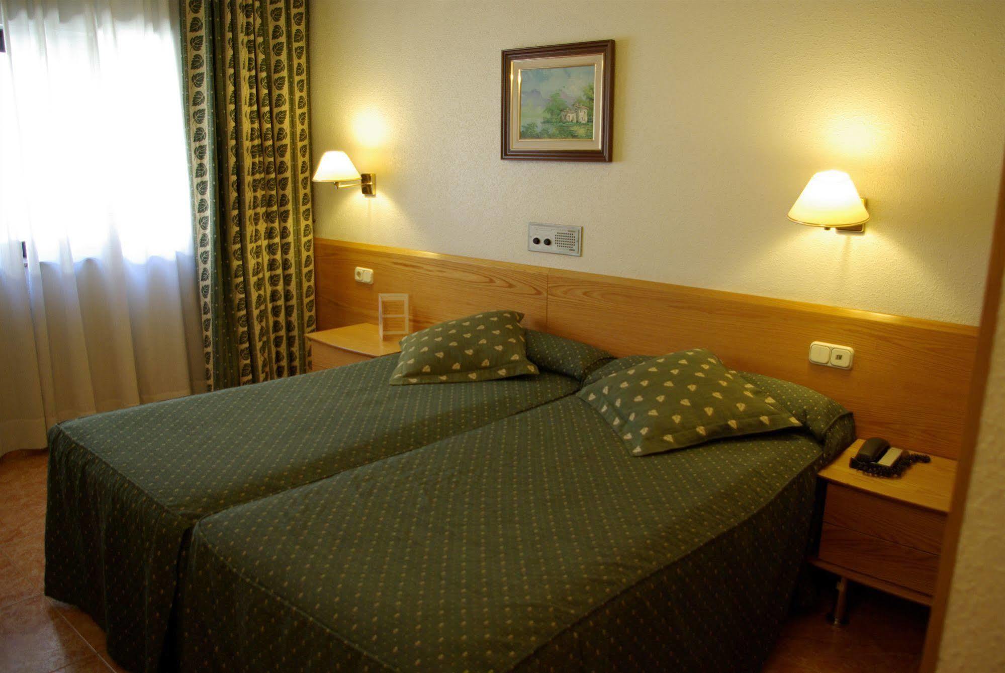 Yomo Eureka Hotel Andorra la Vella Bagian luar foto